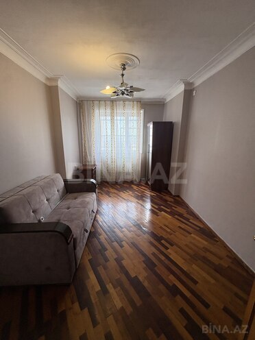 Продается 3-комн. вторичка 75 м², м. Ази Асланов, photo 1 from 15