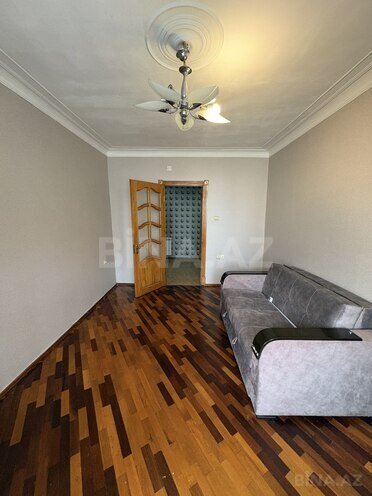 Продается 3-комн. вторичка 75 м², м. Ази Асланов, photo 3 from 15