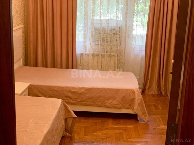 Продается 5-комн. вторичка 120 м², м. Азадлыг проспекти, photo 12 from 17