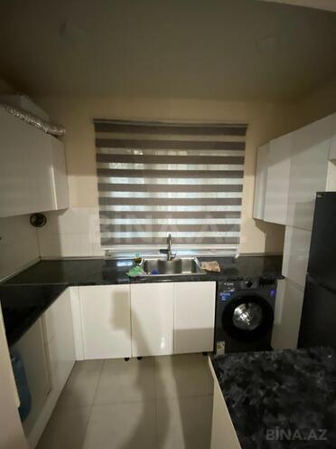 Сдается 2-комн. вторичка 65 м², м. Иншаатчылар, photo 3 from 9