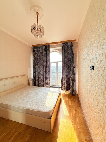 Продаётся 2-комн. новостройка 60 м², Абшеронcкий  р., photo 13 from 19