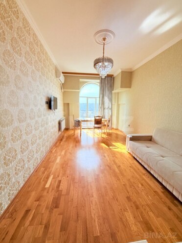 Продаётся 2-комн. новостройка 60 м², Абшеронcкий  р., photo 4 from 19