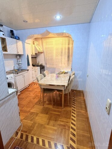 Продается 4-комн. вторичка 130 м², м. Азадлыг проспекти, photo 4 from 8