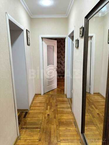 Продается 4-комн. вторичка 100 м², м. Иншаатчылар, photo 10 from 13