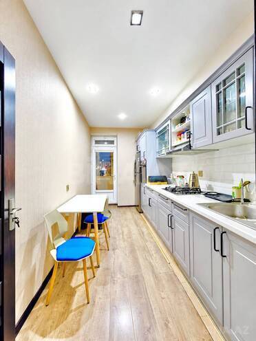 Продается 3-комн. вторичка 85 м², м. Кара Караев, photo 12 from 13