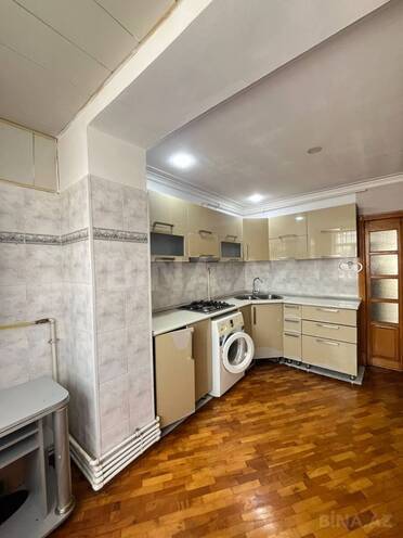 Продаётся 3-комн. вторичка 80 м², м. Ази Асланов, photo 9 from 14