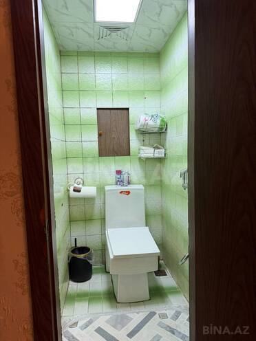 Продается 2-комн. вторичка 68 м², м. Гянджлик, photo 13 from 14