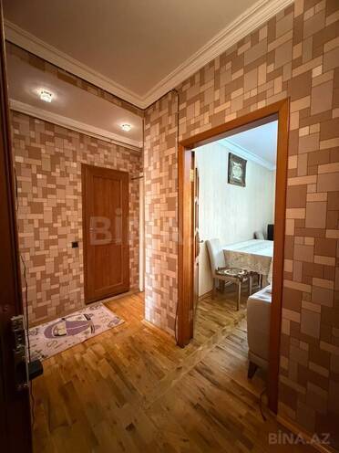 Продается 3-комн. вторичка 65 м², м. Ази Асланов, photo 14 from 18