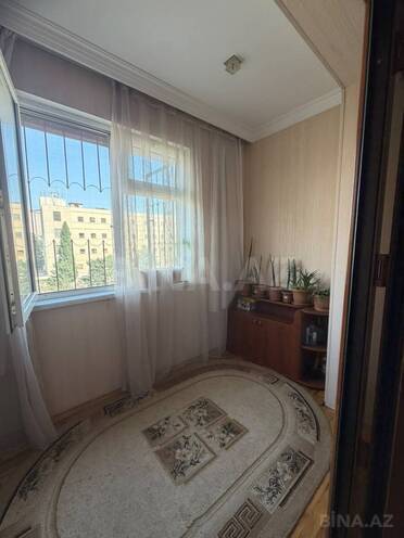 Продается 3-комн. вторичка 65 м², м. Ази Асланов, photo 13 from 18