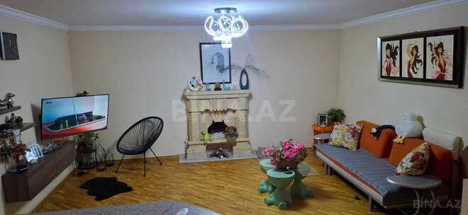 Продается 2-комн. вторичка 92 м², м. Ичеришехер, photo 1 from 17