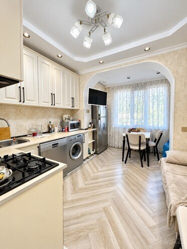 Продаётся 2-комн. новостройка 65 м², м. Ази Асланов, photo 3 from 10