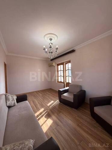 Продается 2-комн. вторичка 65 м², Хатаинский р., photo 7 from 14