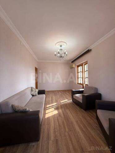 Продается 2-комн. вторичка 65 м², Хатаинский р., photo 3 from 14