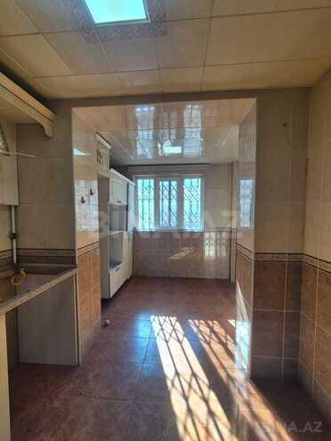 Продаётся 2-комн. вторичка 60 м², м. Иншаатчылар, photo 8 from 15