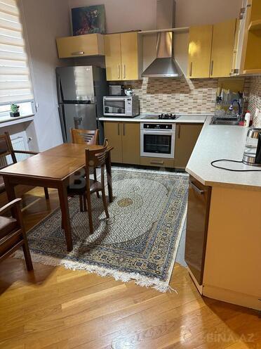 İcarəyə verilir 2 otaqlı yeni tikili 65 m², 8 Noyabr m., photo 3 from 9