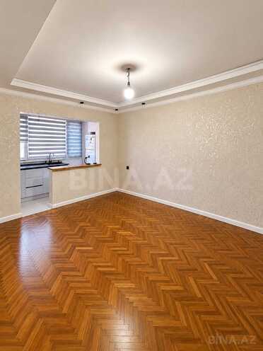 Satılır 4 otaqlı köhnə tikili 85 m², Bakıxanov q., photo 3 from 17