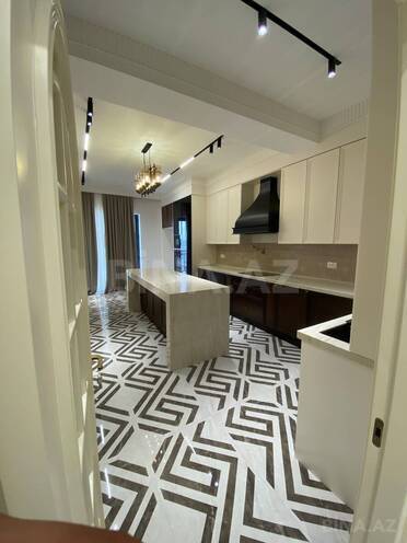 Продаётся 3-комн. новостройка 163 м², Хатаинский р., photo 13 from 17