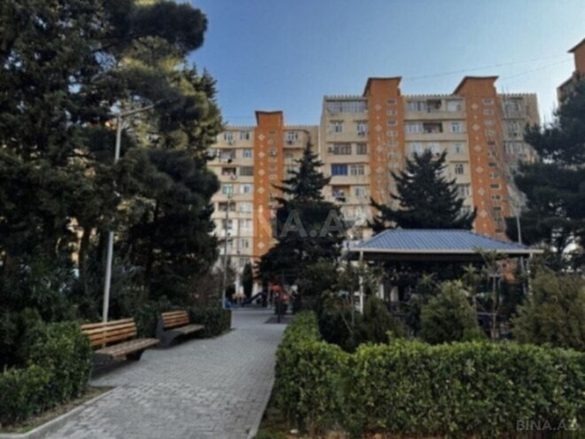 Satılır 5 otaqlı köhnə tikili 120 m², Yeni Günəşli q., photo 1 from 18