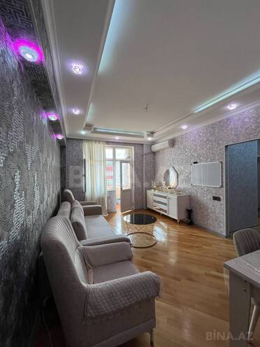 Продается 3-комн. новостройка 80 м², м. Нефтчиляр, photo 1 from 20