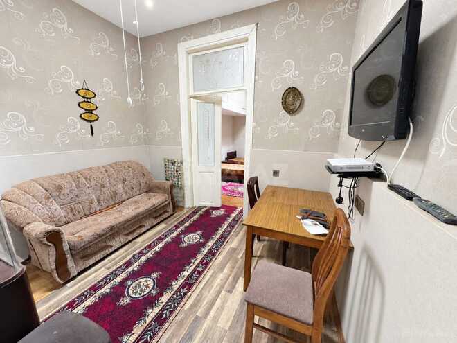 İcarəyə verilir 2 otaqlı köhnə tikili 55 m², Nizami m., photo 1 from 6