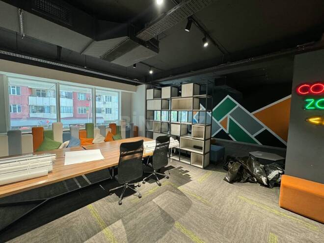 İcarəyə verilir 20 otaqlı ofis 900 m², Sahil m., photo 1 from 10
