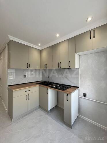 Satılır 3 otaqlı köhnə tikili 70 m², Qara Qarayev m., photo 18 from 32