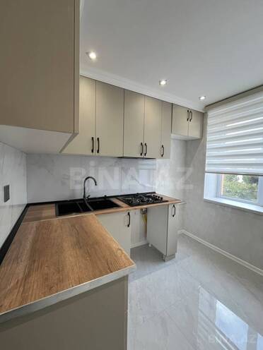 Satılır 3 otaqlı köhnə tikili 70 m², Qara Qarayev m., photo 12 from 32