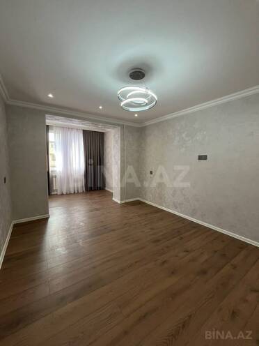 Satılır 3 otaqlı köhnə tikili 70 m², Qara Qarayev m., photo 10 from 32