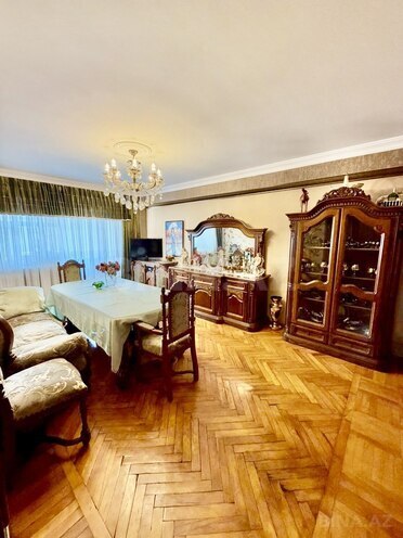 Продается 3-комн. вторичка 90 м², м. Нариман Нариманов, photo 1 from 16