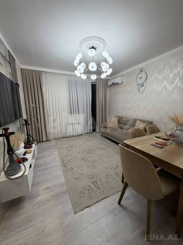 Satılır 3 otaqlı köhnə tikili 75 m², Bakıxanov q., photo 1 from 15