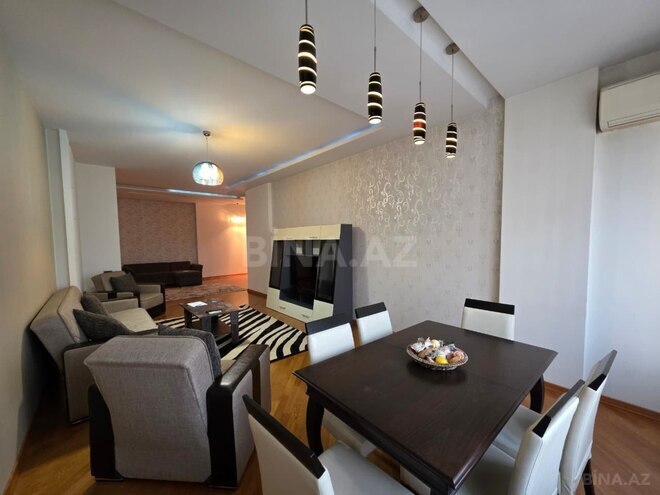 Сдаётся 3-комн. новостройка 120 м², м. 28 мая, photo 1 from 21