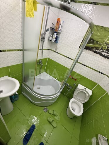 Satılır 3 otaqlı köhnə tikili 90 m², İnşaatçılar m., photo 21 from 22