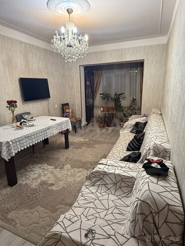 Продаётся 3-комн. вторичка 85 м², м. Ази Асланов, photo 3 from 11