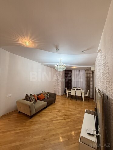 Сдается 3-комн. новостройка 110 м², м. 8 ноября, photo 3 from 27