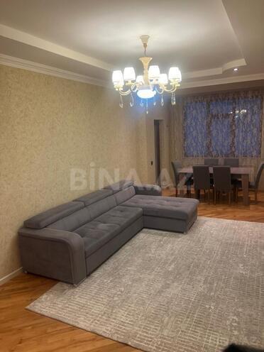 Продается 2-комн. новостройка 90 м², м. Иншаатчылар, photo 1 from 24