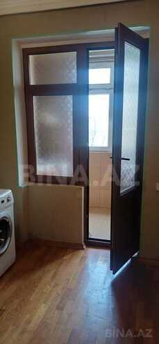 Продается 3-комн. вторичка 65 м², м. Нефтчиляр, photo 9 from 16