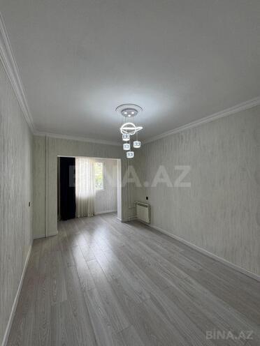 Satılır 2 otaqlı köhnə tikili 65 m², Həzi Aslanov m., photo 1 from 8