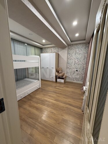 İcarəyə verilir 4 otaqlı yeni tikili 155 m², 28 May m., photo 25 from 30