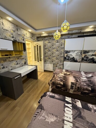 İcarəyə verilir 4 otaqlı yeni tikili 155 m², 28 May m., photo 4 from 30