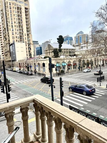 İcarəyə verilir 3 otaqlı köhnə tikili 100 m², 28 May m., photo 16 from 17