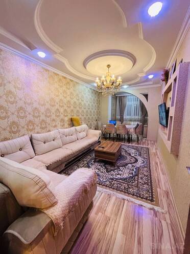 Satılır 2 otaqlı köhnə tikili 60 m², photo 1 from 17