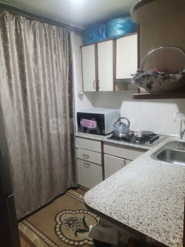 Satılır 1 otaqlı köhnə tikili 33 m², Xalqlar Dostluğu m., photo 5 from 9