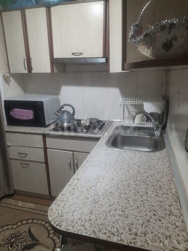 Satılır 1 otaqlı köhnə tikili 33 m², Xalqlar Dostluğu m., photo 6 from 9