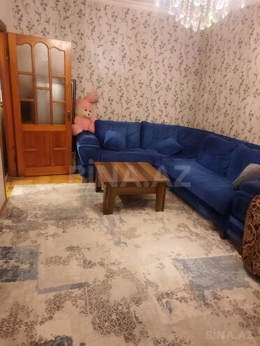 Satılır 1 otaqlı köhnə tikili 33 m², Xalqlar Dostluğu m., photo 1 from 9