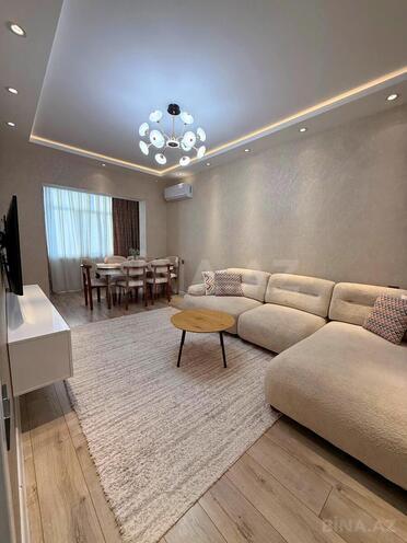 Продаётся 4-комн. вторичка 100 м², м. Ази Асланов, photo 1 from 19