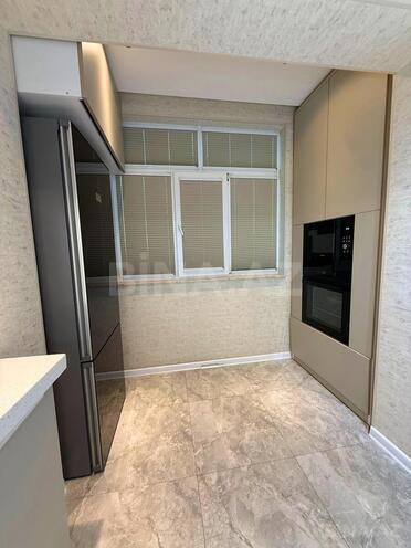 Продаётся 4-комн. вторичка 100 м², м. Ази Асланов, photo 15 from 19