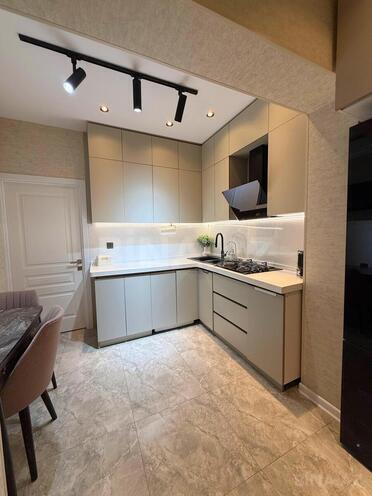 Продаётся 4-комн. вторичка 100 м², м. Ази Асланов, photo 16 from 19
