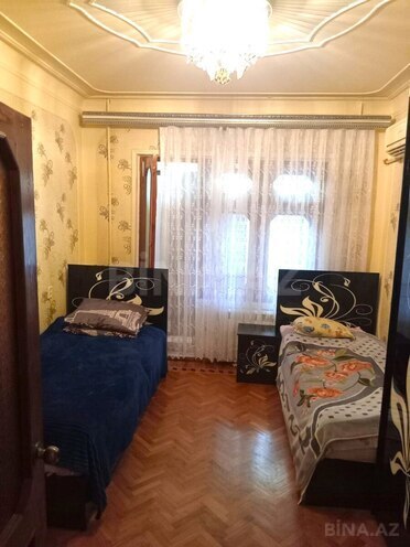 Satılır 5 otaqlı köhnə tikili 120 m², Xalqlar Dostluğu m., photo 16 from 32