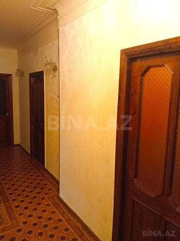 Satılır 5 otaqlı köhnə tikili 120 m², Xalqlar Dostluğu m., photo 22 from 32