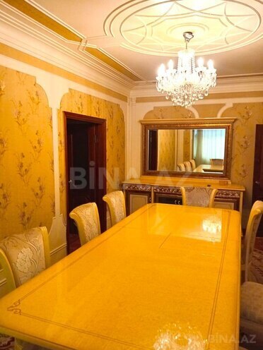 Satılır 5 otaqlı köhnə tikili 120 m², Xalqlar Dostluğu m., photo 7 from 32